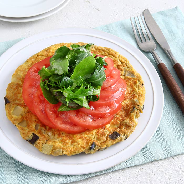 スパニッシュオムレツのサラダ仕立て