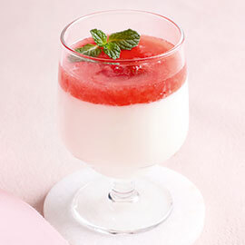 いちごのヨーグルトドリンク